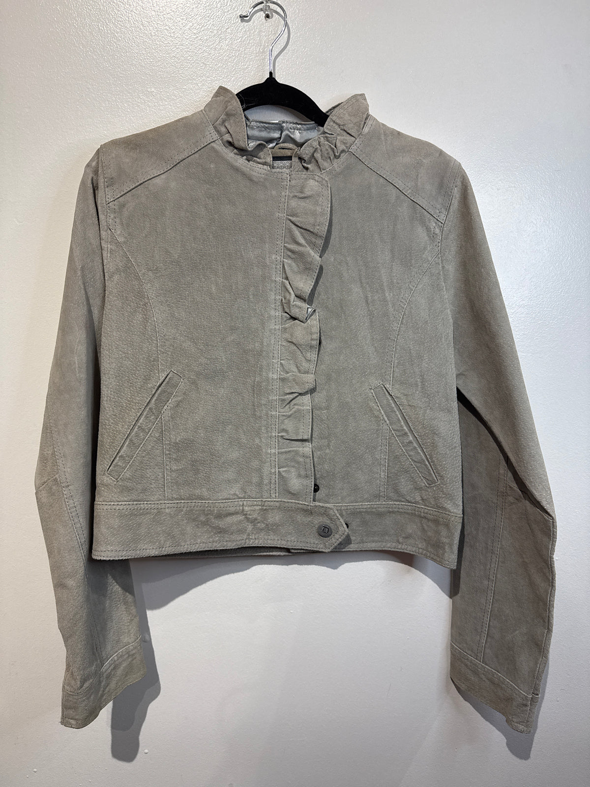 Suede ruffle jacket