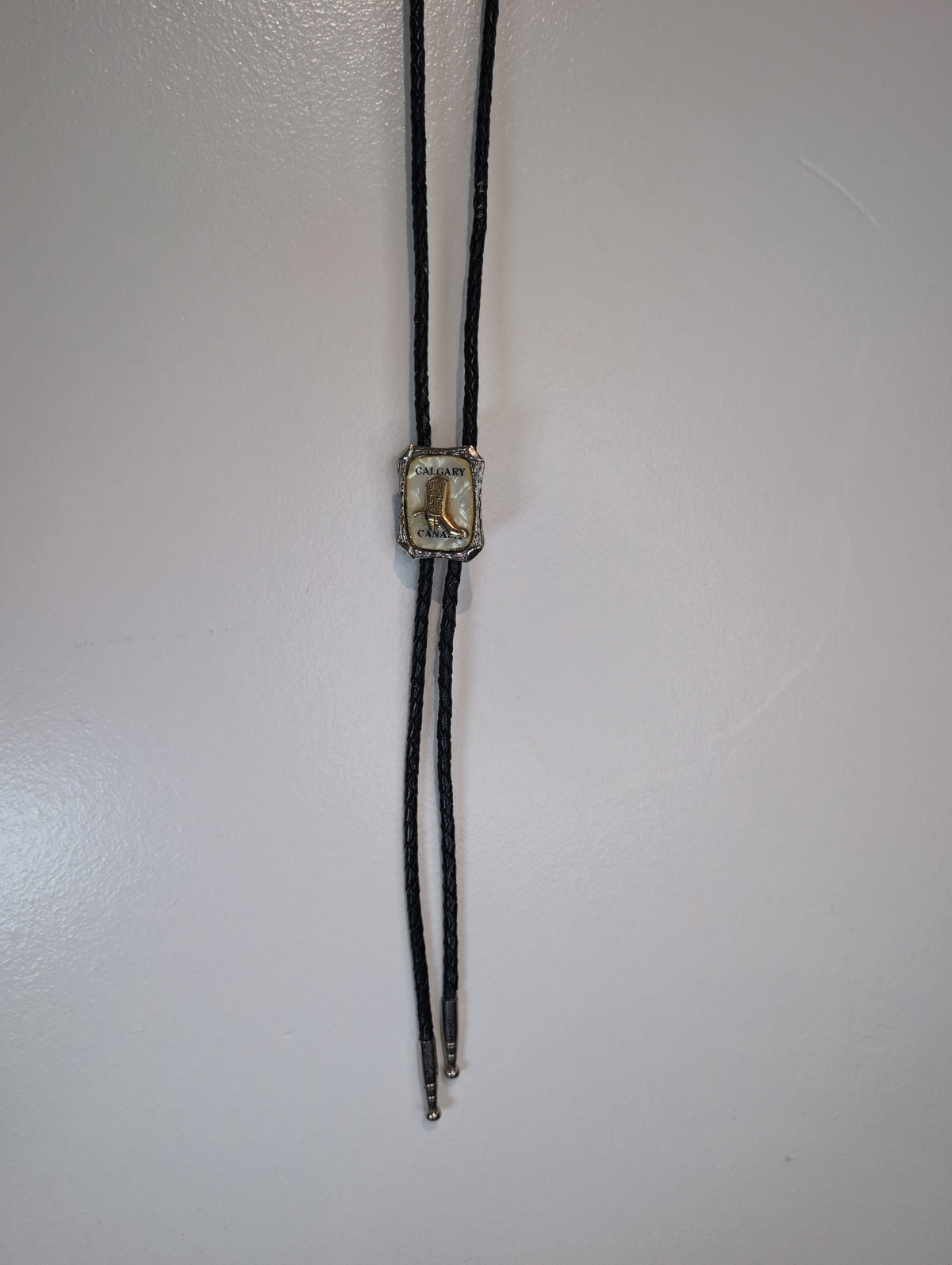Calgary boot bolo tie