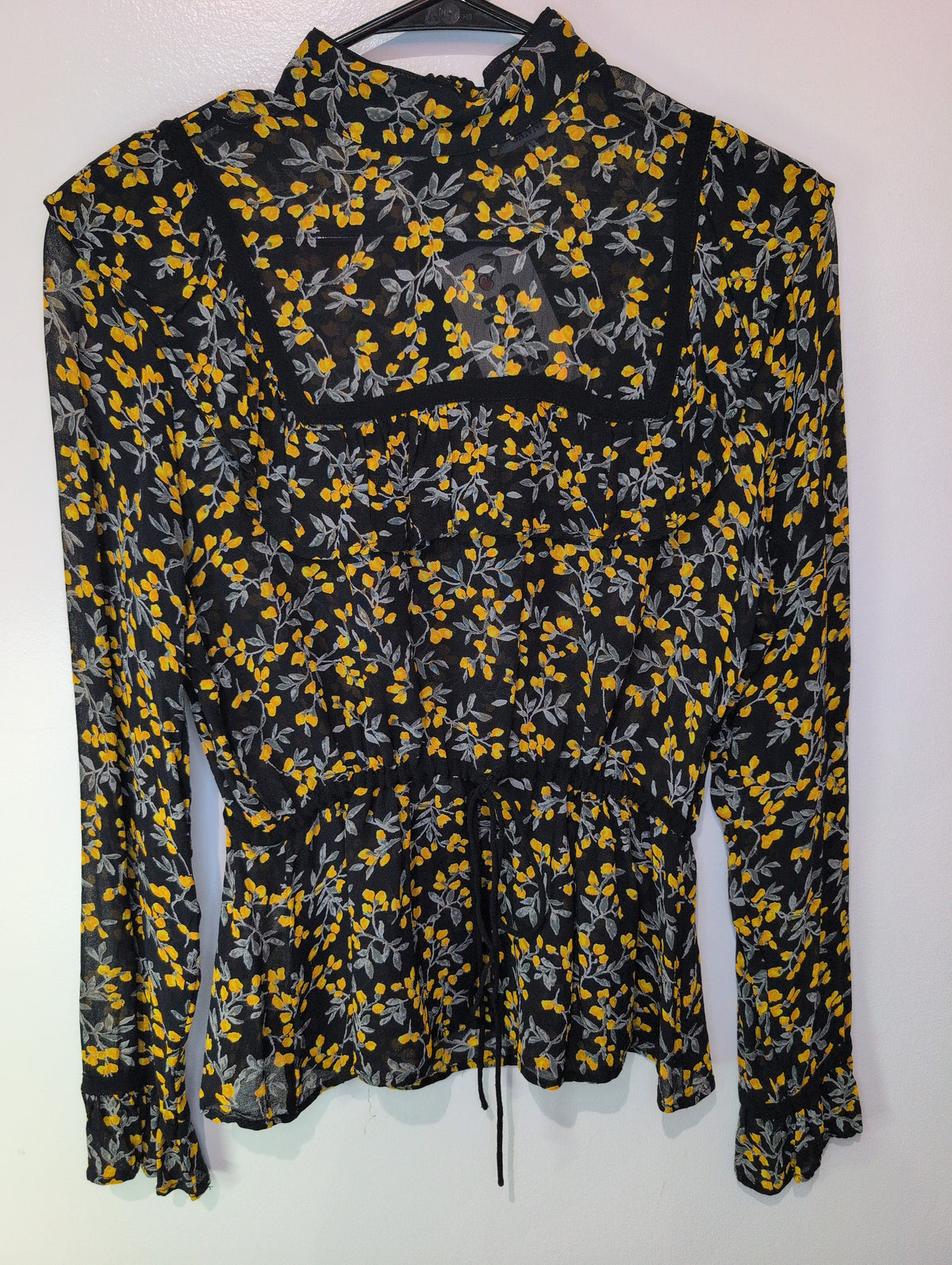 Floral long sleeve blouse